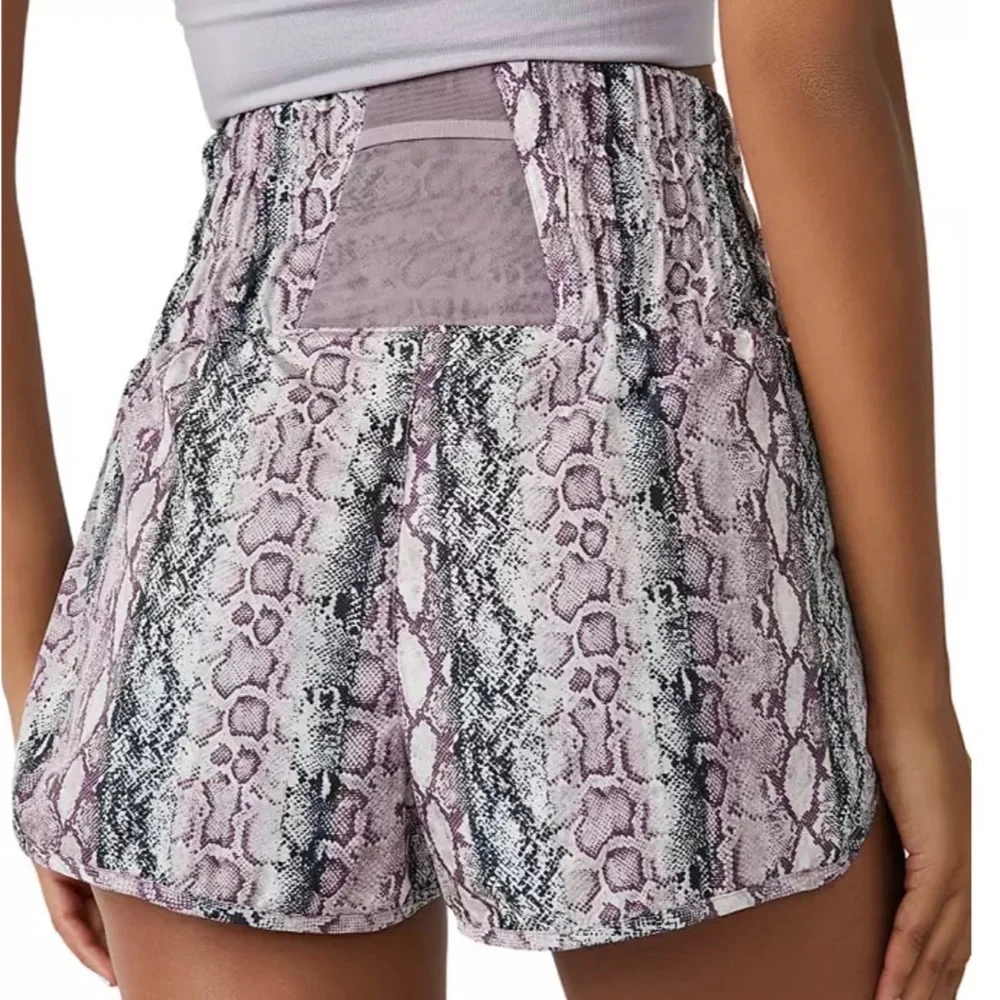 Free People Movement The Way Home High Rise Athletic Shorts Anaconda Print NWT - Picture 14 of 14